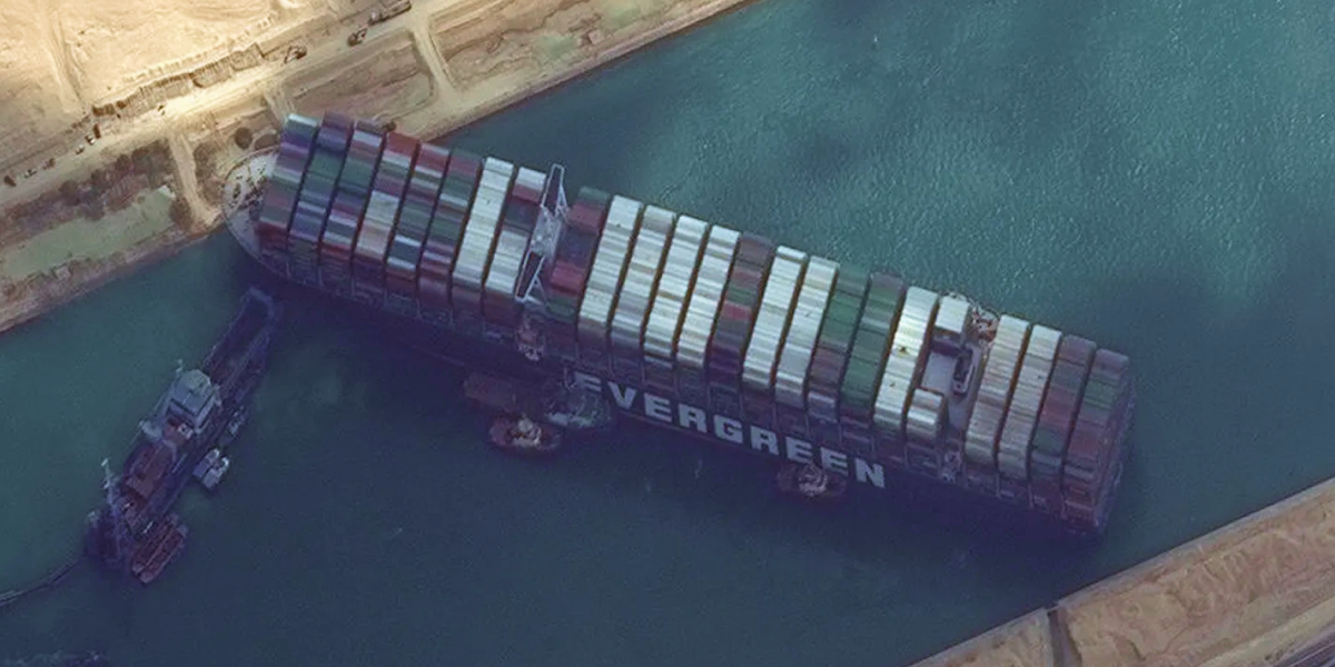 Incidentul Ever Given: Lecțiile blocării Canalului Suez pentru logistica mondială de la experții GLOBAL AF LOGISTICS